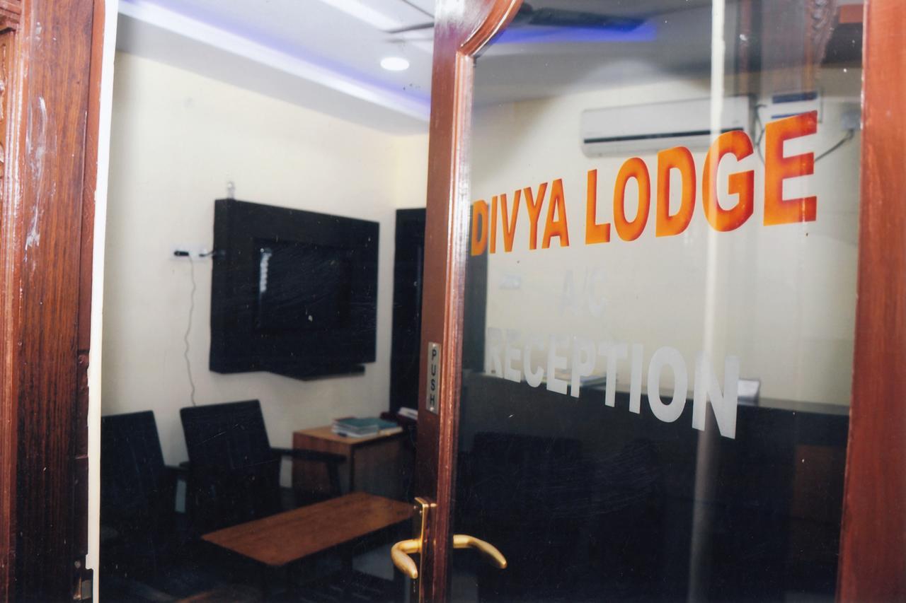 Divya Lodge Hyderabad Exterior foto