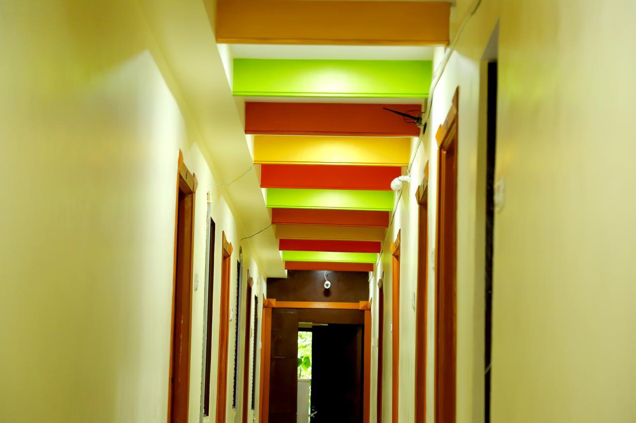 Divya Lodge Hyderabad Exterior foto